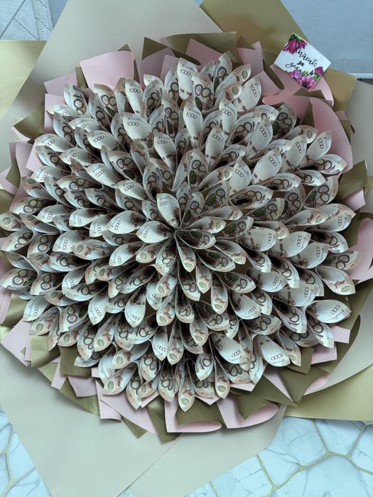 Денежный букет в подарок