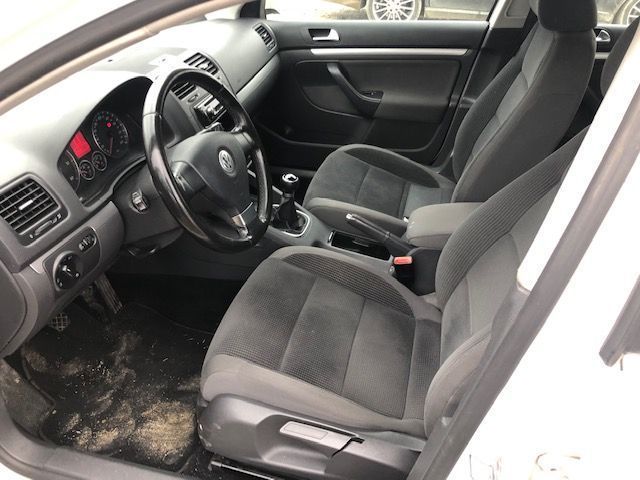 Piese/Dezmembrez Golf 5 Variant BLS
