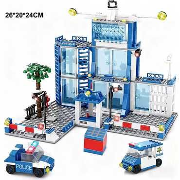 Set tip Lego Metropolitan Police cu 760 piese si 10 figurine