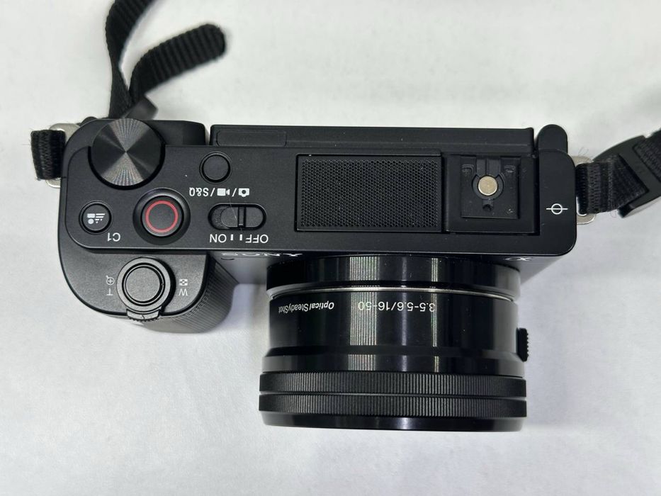 Sony ZV-E10 камера