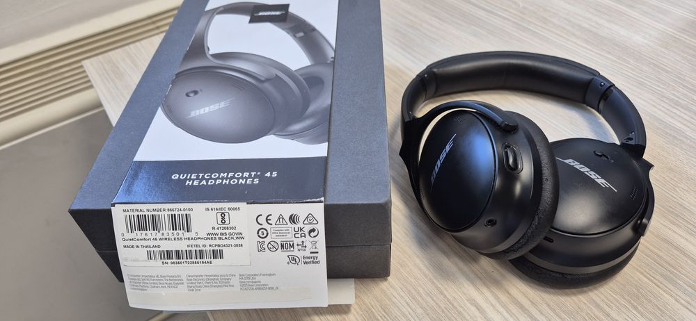 Bose QuietComfort 45 Casti cu husa si cutie originala