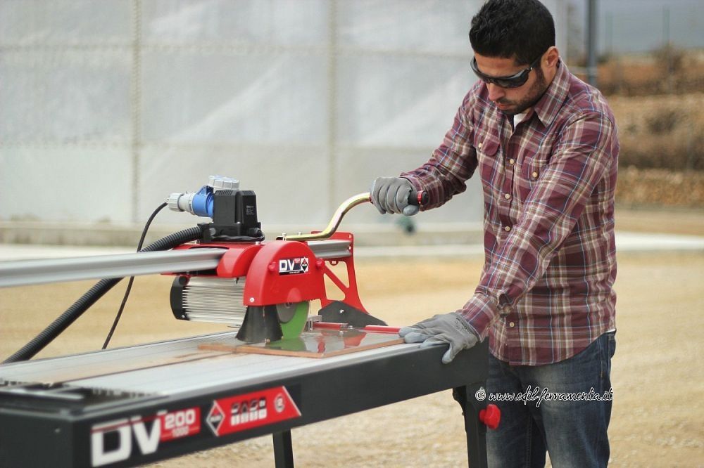 Аренда Инструментов Прокат Инструментов  Плиткорез Кафельный резак