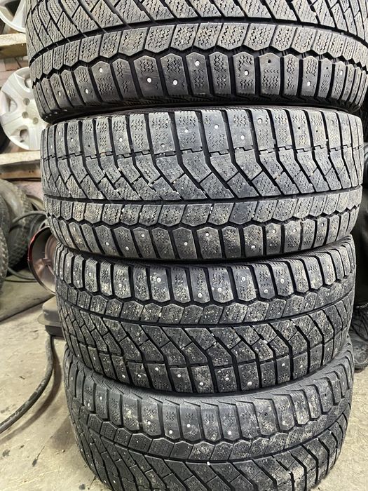 ВИАТТИ на 17. 225/45 шипы