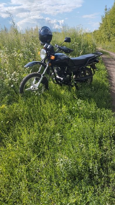 Продам мотоцикл Yaqi 200