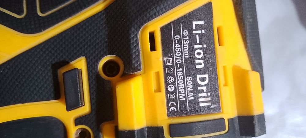 Продам шуруповёрт 48 в
