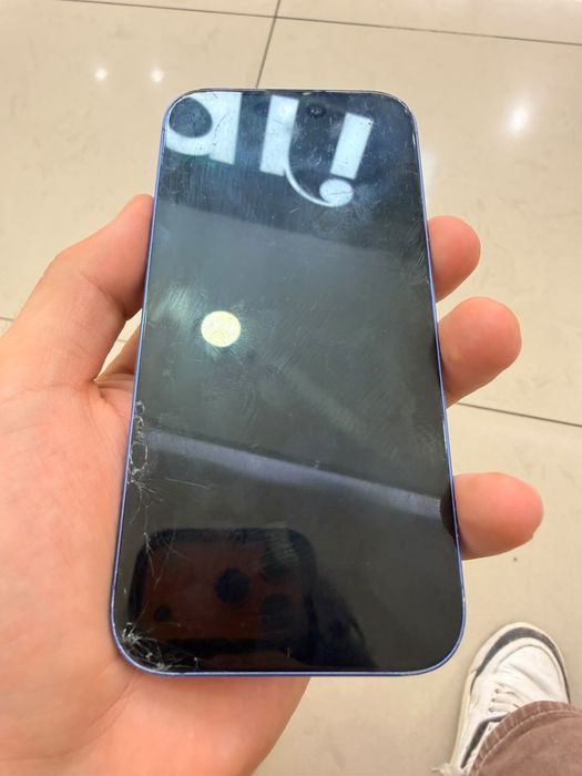 IPHONE 16 в хорошем состояний