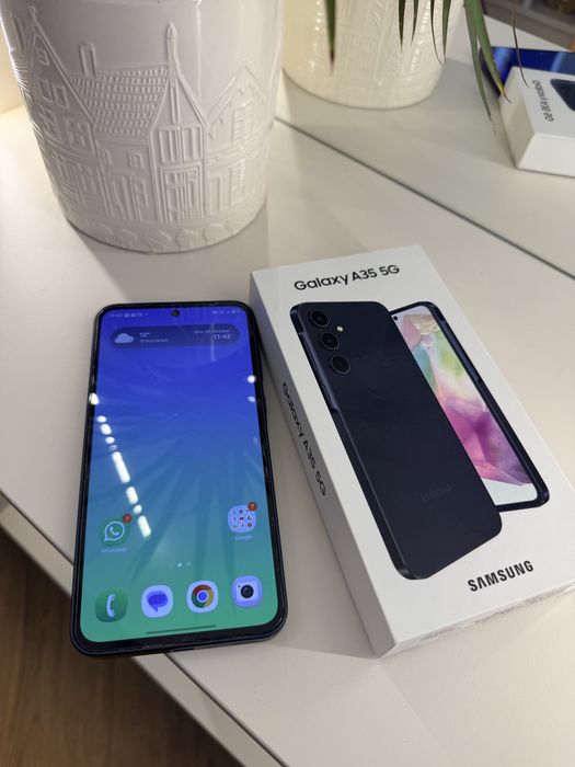 Samsung Galaxy A35 5G, 128 GB, 6 GB RAM – Awesome Navy, cutie și husă