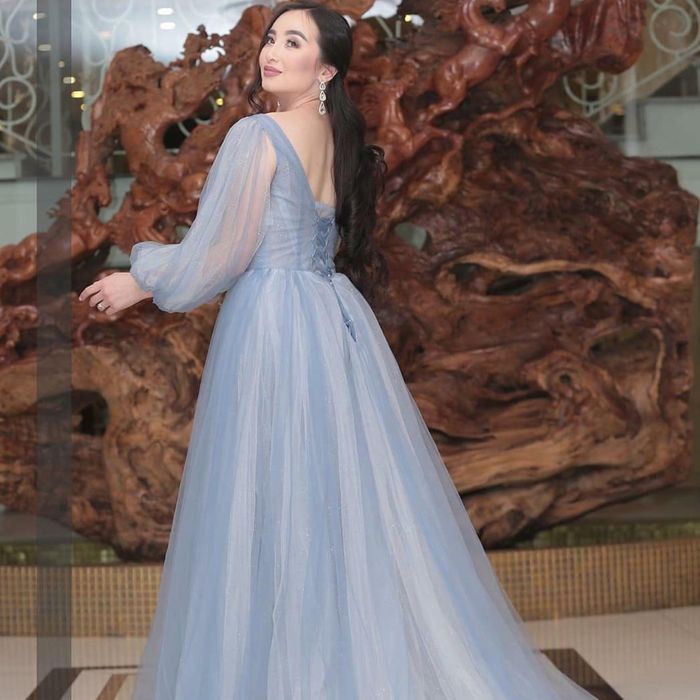 Продам шикарное вечернее платье