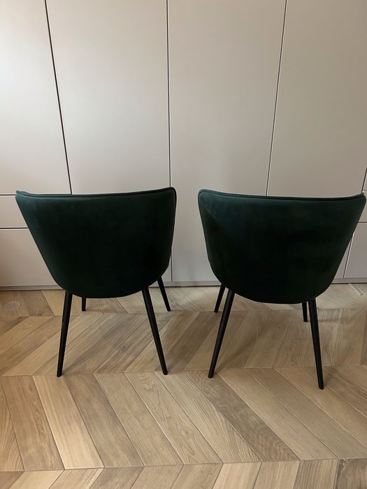 Set 2 scaune Jysk model Risskov catifea verde si scaun Mobexpert
