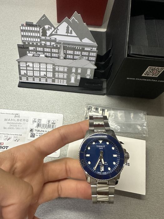Часовник Tissot Seastar T120.210.11.041.00 МАЛКО НОСЕН