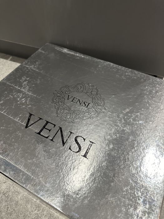 Продам зимние сапоги