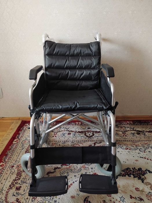Коляска инвалидная