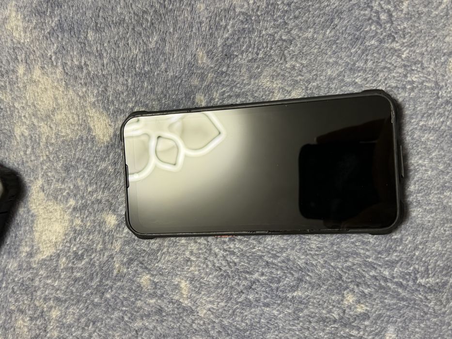 Vand telefon foarte bun oukitel