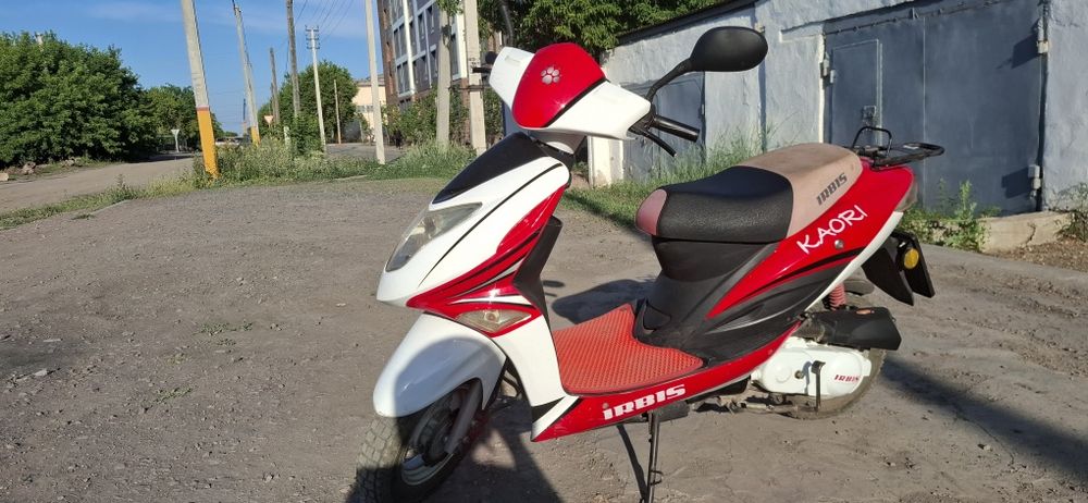 Скутер 49куб. С документами.