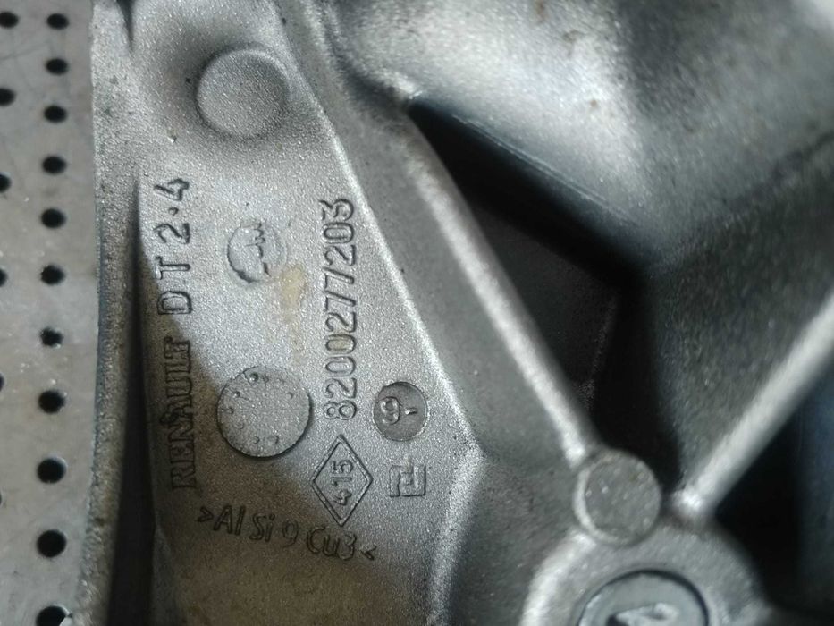 suport cutie viteze  1.5 dci k9kr858 dacia duster euro 5  8200277203