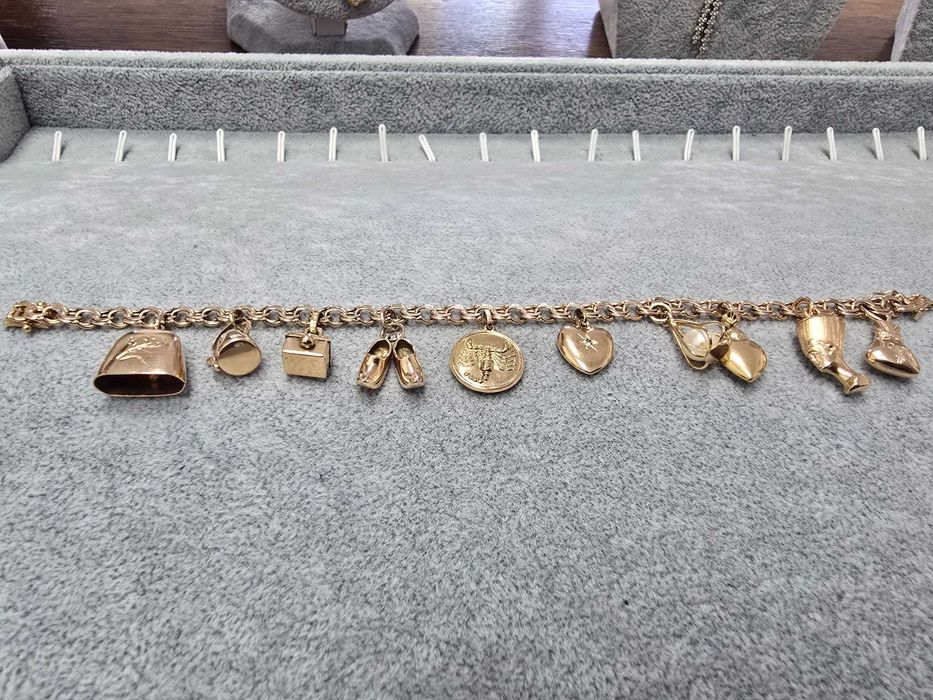Изцяло Ръчно Изработена Златна Гривна 14карата с 18каратови висулки