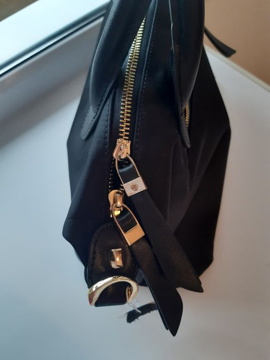 Продам сумку (нейлон)