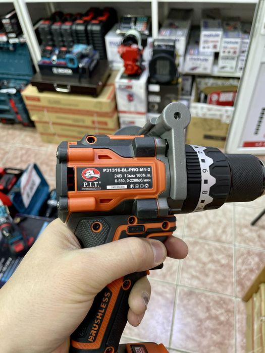 ЛЕДОБУР Шуруповерт, дрель Шуруповерт,