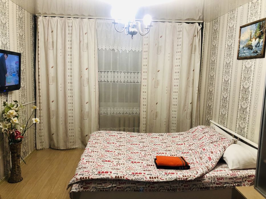 1 комн. посуточно Респулики Сейфуллина