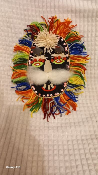 Предлагам кукерски маски