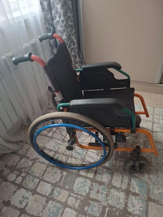 Инволидная коляска