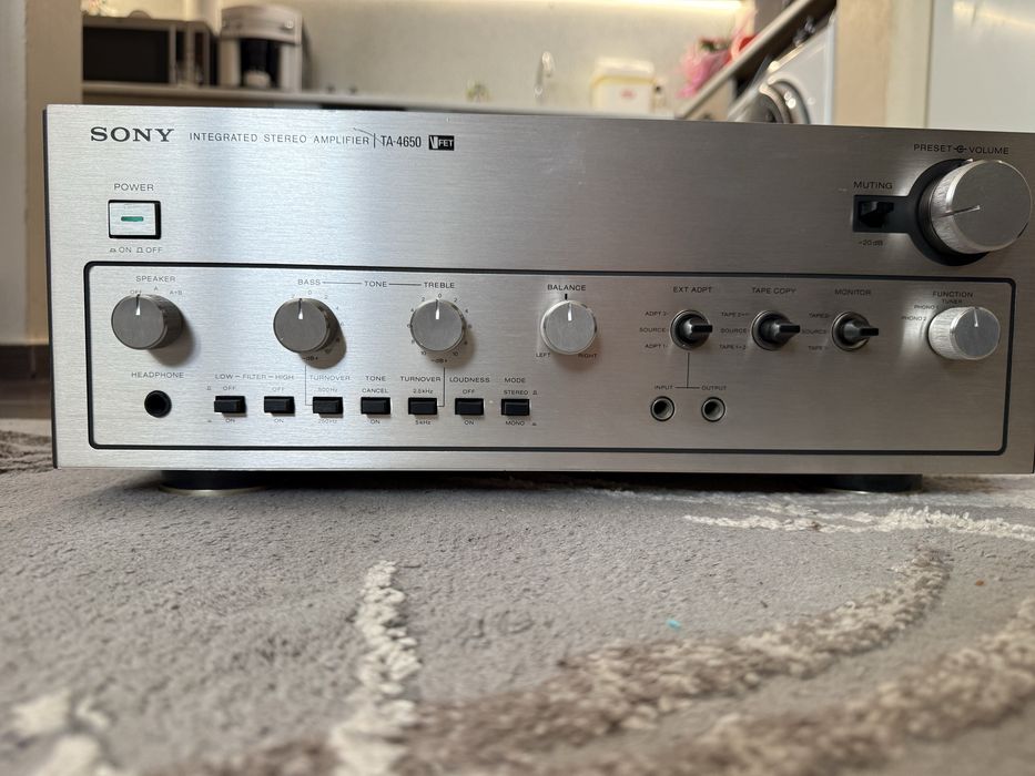 Sony TA-4650 Качествен стерео усилвател