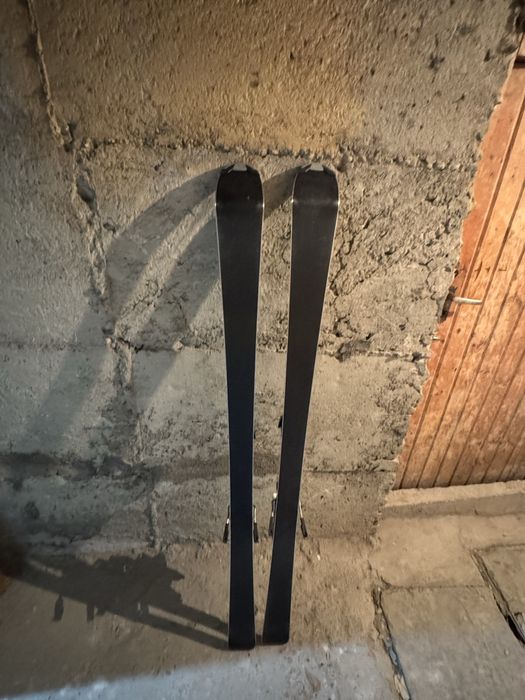 Състезателни ски 150см на един сезон