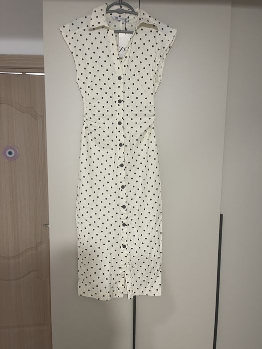Платье Zara в горох