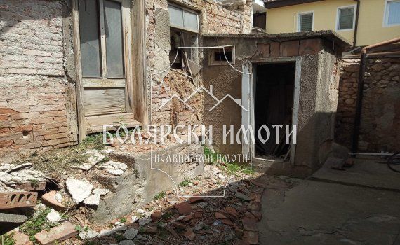 Продава се Къща в Велико Търново, Център - 65 кв.м за 237 €/кв.м - Снимка #3