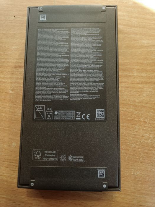 Samsung Galaxy S25 Fe .  Sigilat