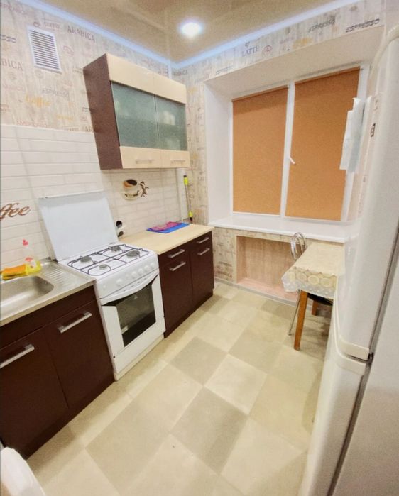 Сарыарка 11-Кенесары, 2ч 2000