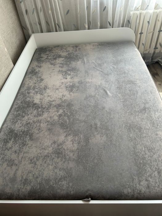 Продам Кровать 1,6*2м