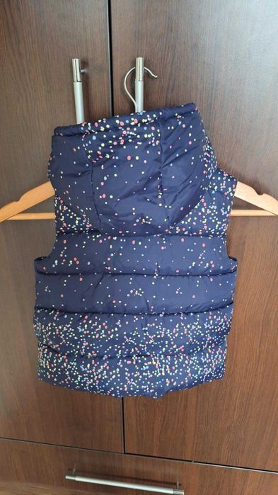 Пухен елек Zara, 104см, 3-4г