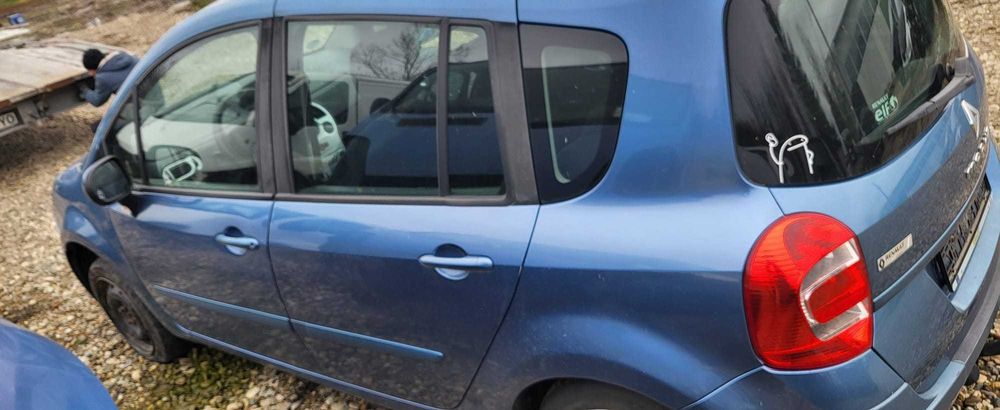 Usa stanga /dreapta fata / spate  Renault Modus - pret per bucata