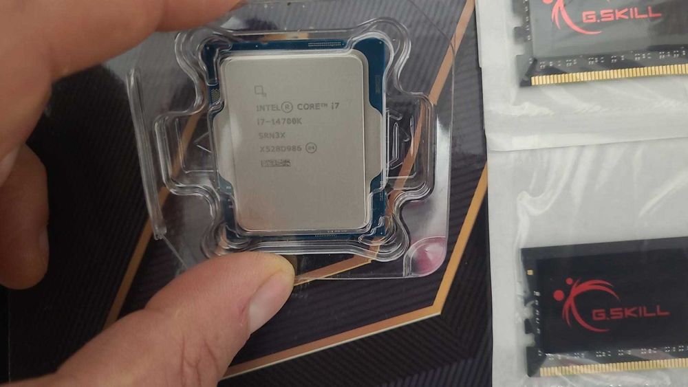 Kit gaming Core i7 14700K +16 gb ram 3200 + b760m h ddr4
