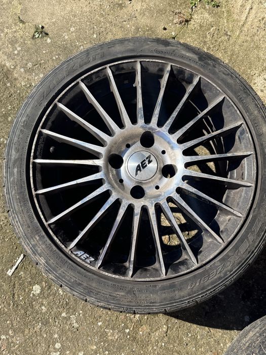 Джанти AEZ с гуми Falken Ziex ZE914 (195/45 R16).