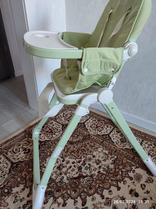Продам стульчик для кормления