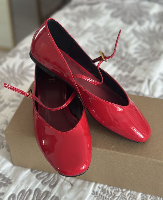 Балетки Мэри Джейн лакированные красные