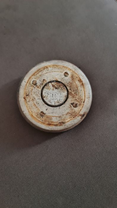 Magnet puternic rotund