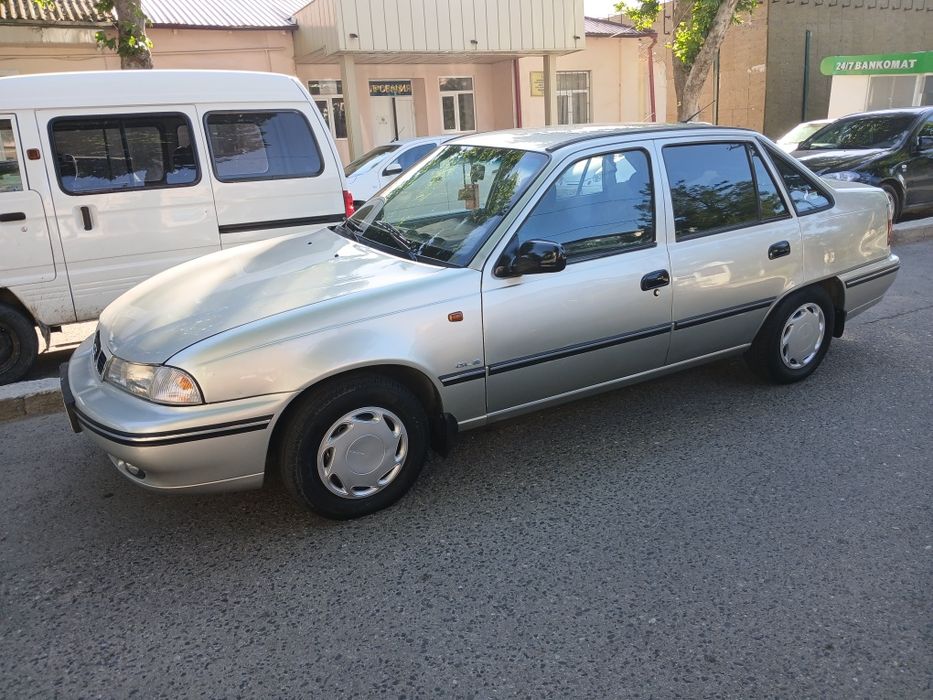 Нексия сотилади срочно