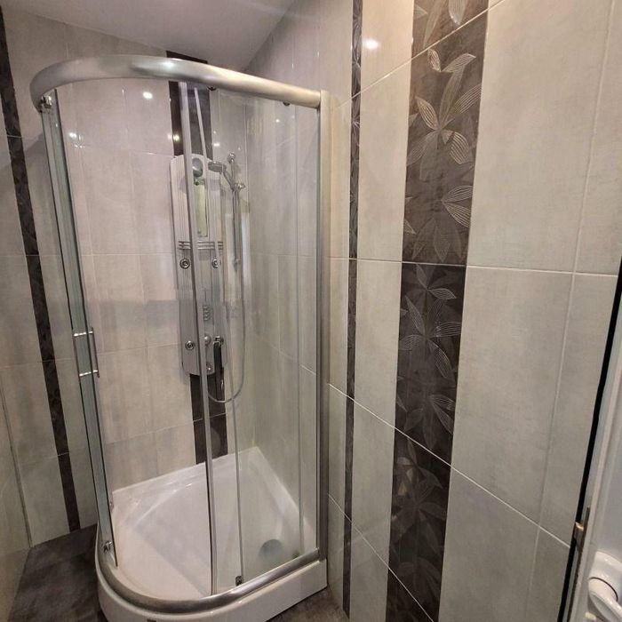 Дава се под наем Двустаен апартамент в София, Център - 67 кв.м за 643.11 € - Снимка #9