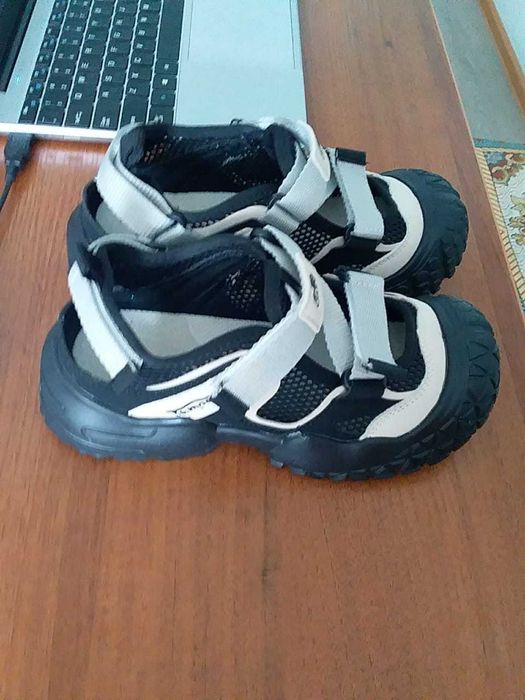 Сандалии на мальчика летние