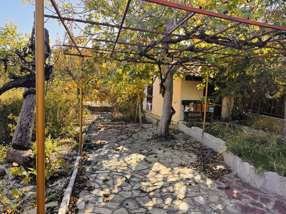 Продава се Къща в Бургас, Възраждане - 140 кв.м за 1286 €/кв.м - Снимка #9