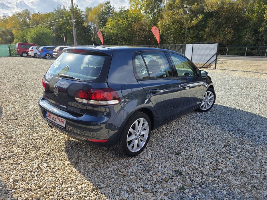 VOLKSWAGEN Golf 2010 — imagine 4