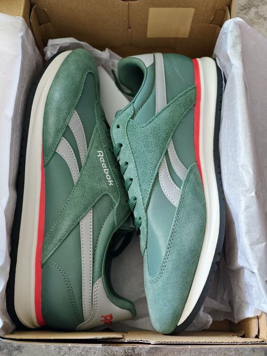 Adidasi Reebok nr.43