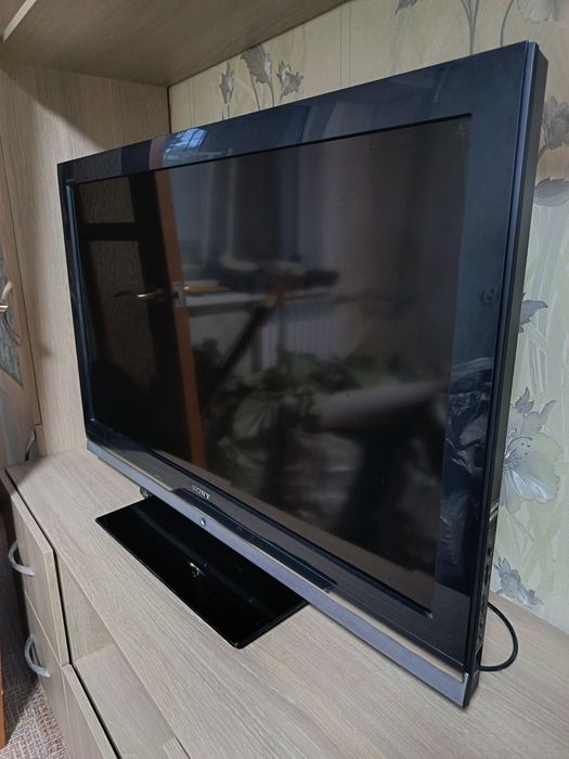 Продам телевизор