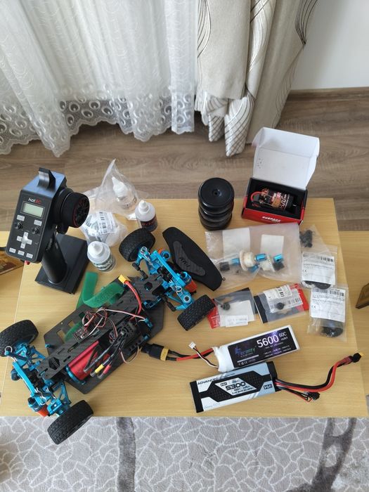 Kit Masina cu telecomanda Tamyia TT-02 + Electronice + Piese
