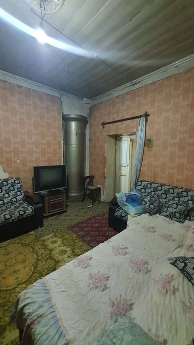 Подам дом, в центре.