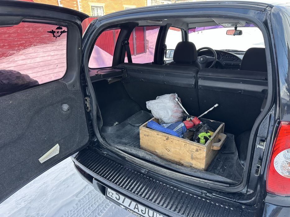 Нива шевроле 2012