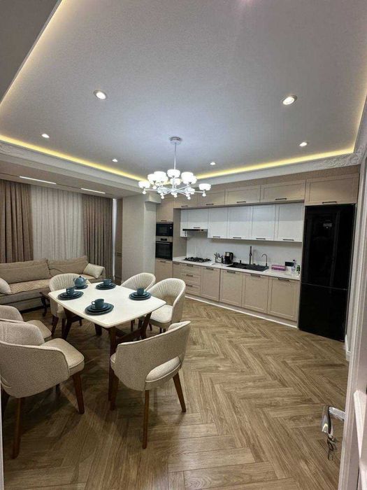 Продается квартира в центре города ЖК Seoul Moon 3/9/10 82м готовый